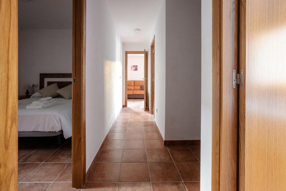 Hostal Antiguo Hospital Linares de Mora Buitenkant foto