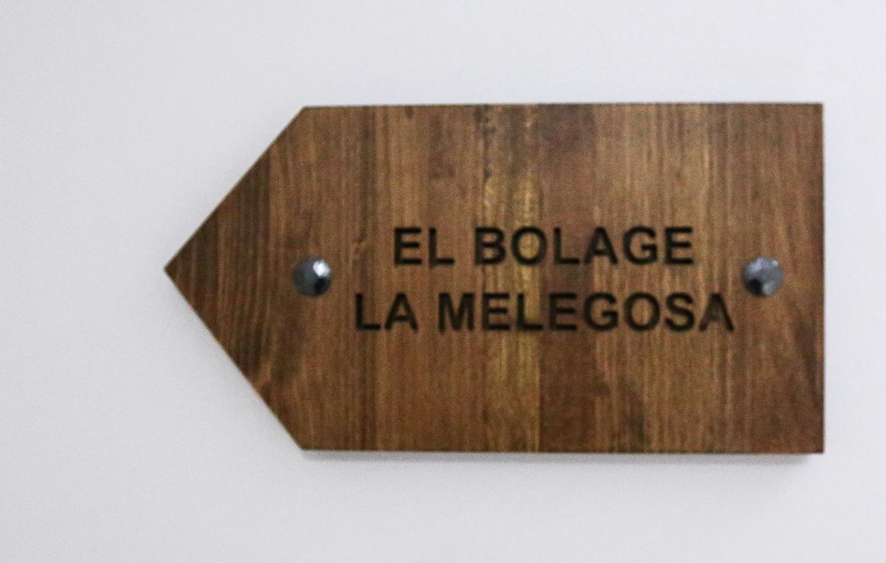 Hostal Antiguo Hospital Linares de Mora Buitenkant foto