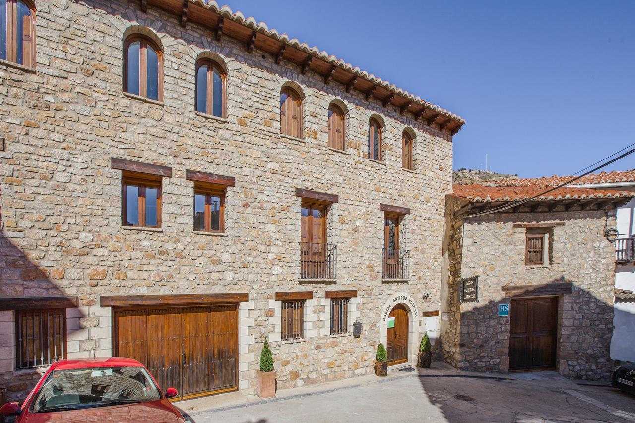 Hostal Antiguo Hospital Linares de Mora Buitenkant foto